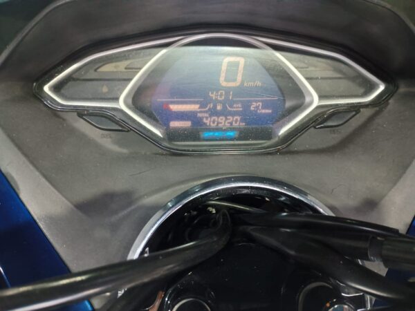 HONDA PCX (3)