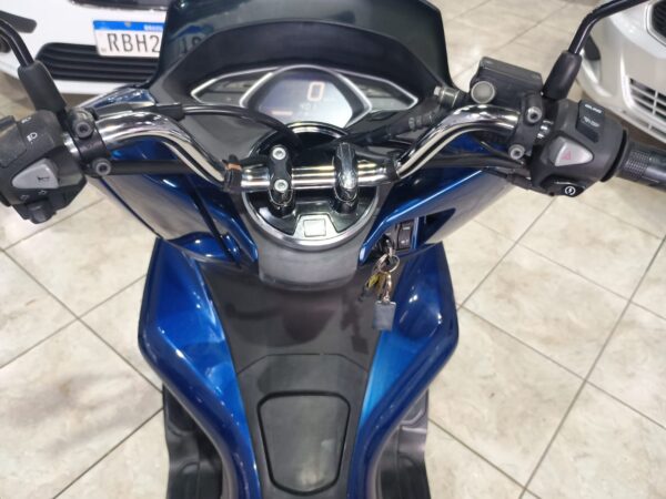 HONDA PCX (4)